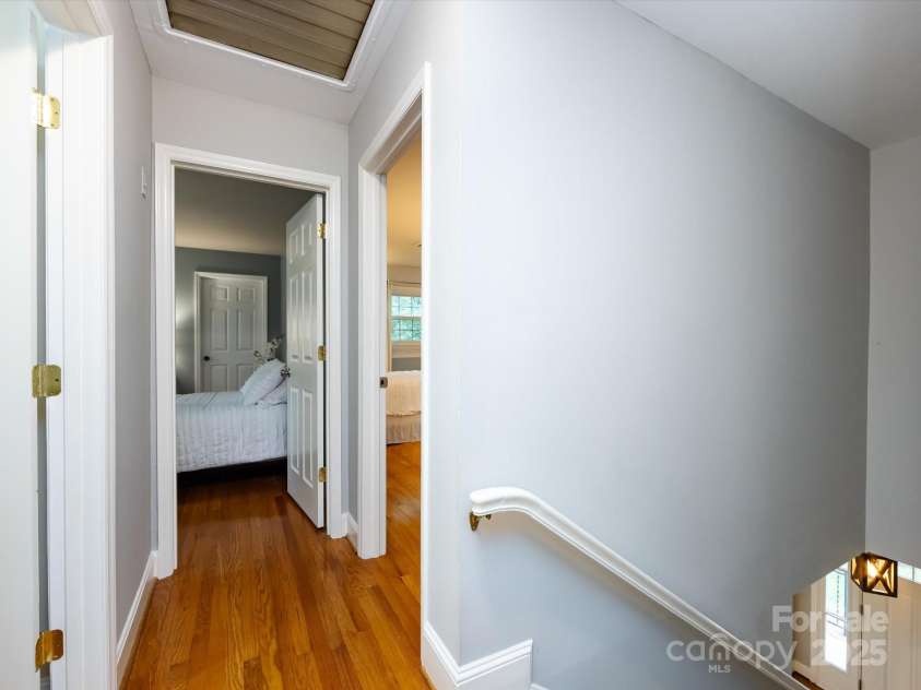 6941 Queensberry Drive, Charlotte, NC 28226.  MLS# CAR4264969, YatesRealty ID 16407. 