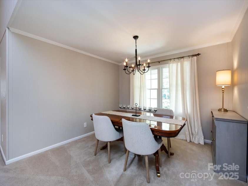 4925 Cedar Forest Drive, Charlotte, NC 28226.  MLS# CAR4262850, YatesRealty ID 16408. 