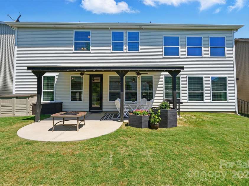 1478 Imperial Court, York, SC 29745.  MLS# CAR4263177, YatesRealty ID 16409. This is more than just a house; it's a place to create lasting memories and enjoy a vibrant lifestyle.