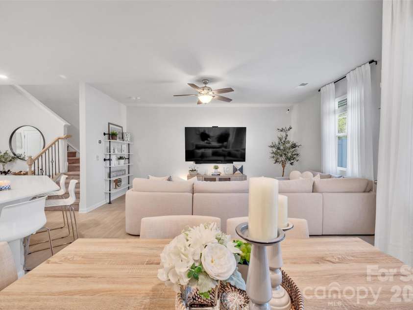 906 Park Bend Trail, Tega Cay, SC 29708.  MLS# CAR4363027, YatesRealty ID 16409. Dining Area
