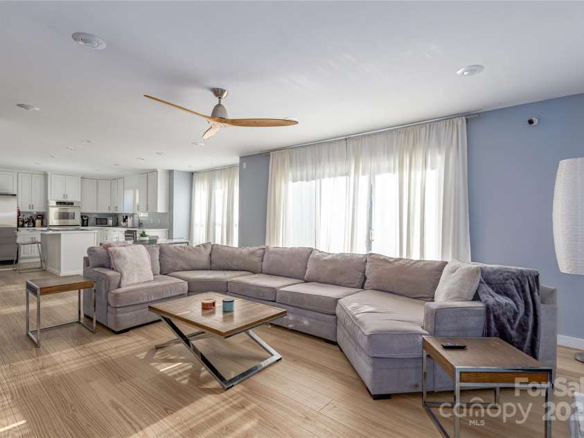 968 Plantation Drive, Marion, NC 28752.  MLS# CAR4322490, YatesRealty ID 1641. 