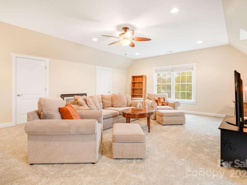 201 Springwood Drive, Valdese, NC 28690.  MLS# CAR4243782, YatesRealty ID 16410. 