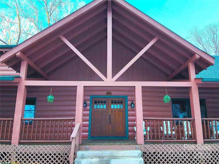 714 Heartwood Drive, Marion, NC 28752.  MLS# CAR4216865, YatesRealty ID 16411. 