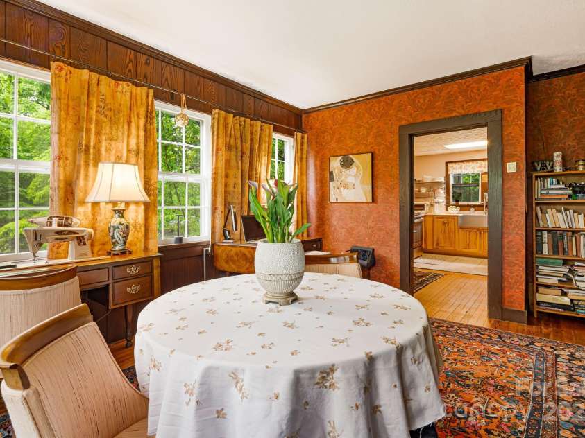 1186 Old US 70 Highway, Black Mountain, NC 28711.  MLS# CAR4258643, YatesRealty ID 16413. 