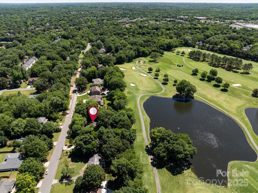 3531 Bon Rea Drive, Charlotte, NC 28226.  MLS# CAR4264470, YatesRealty ID 16413. 