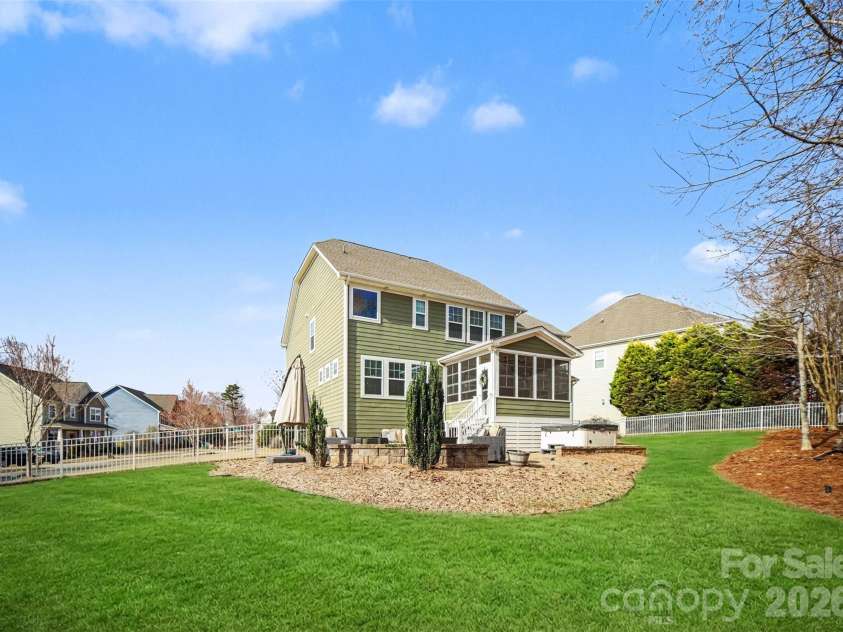1000 Damson Lane, Waxhaw, NC 28173.  MLS# CAR4354245, YatesRealty ID 16415. Beautiful Expansive Backyard w/ Patio