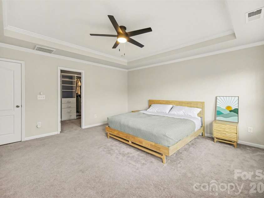 1000 Damson Lane, Waxhaw, NC 28173.  MLS# CAR4354245, YatesRealty ID 16415. Primary Bedroom