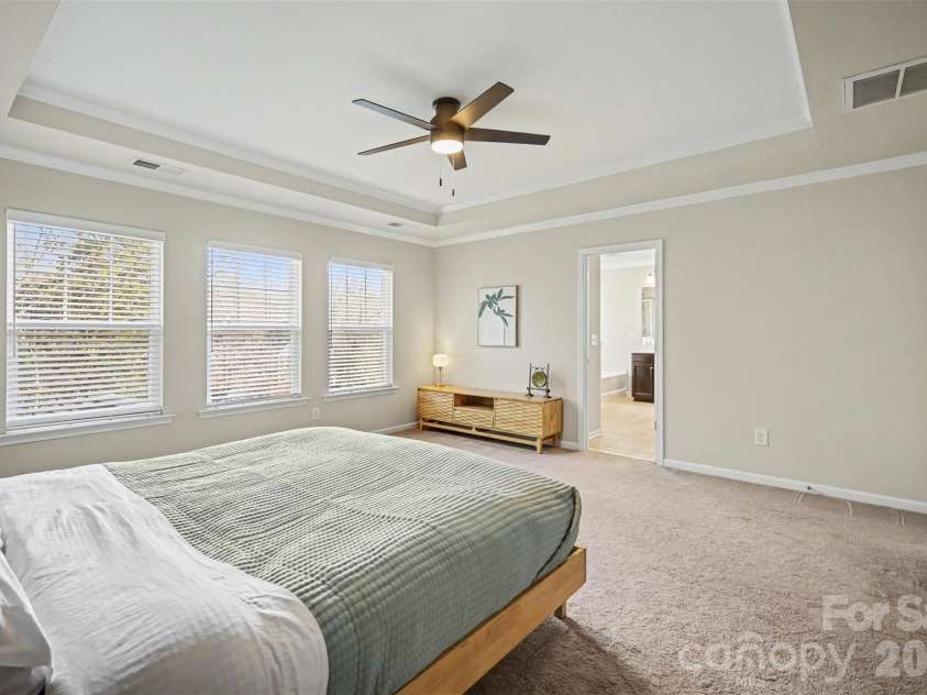 1000 Damson Lane, Waxhaw, NC 28173.  MLS# CAR4354245, YatesRealty ID 16415. Primary Bedroom