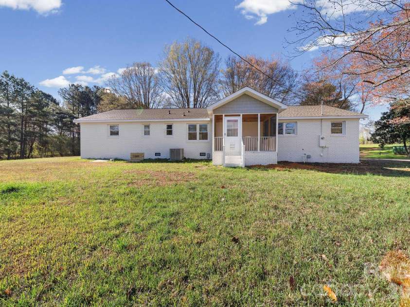 861 Union Church Road, Lancaster, SC 29720.  MLS# CAR4357885, YatesRealty ID 16418. 