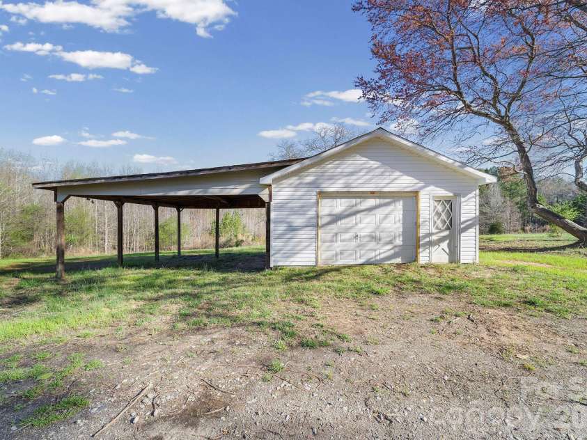 861 Union Church Road, Lancaster, SC 29720.  MLS# CAR4357885, YatesRealty ID 16418. 