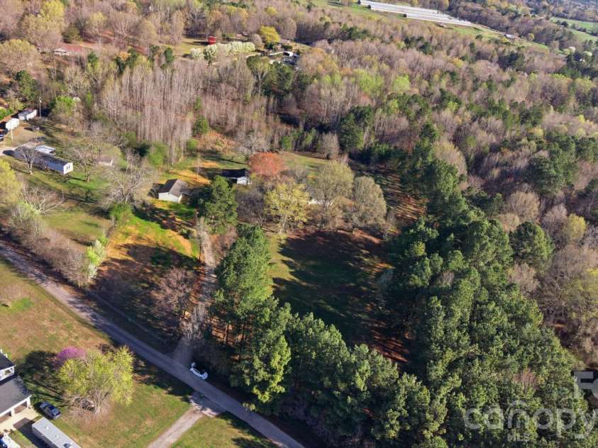 861 Union Church Road, Lancaster, SC 29720.  MLS# CAR4357885, YatesRealty ID 16418. 