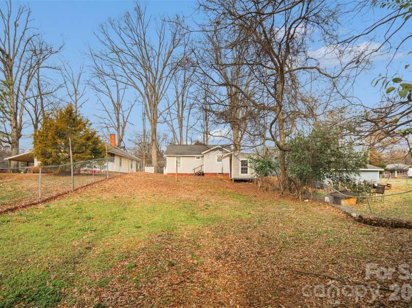 222 Linwood Avenue, Charlotte, NC 28216.  MLS# CAR4352513, YatesRealty ID 16419. Backyard