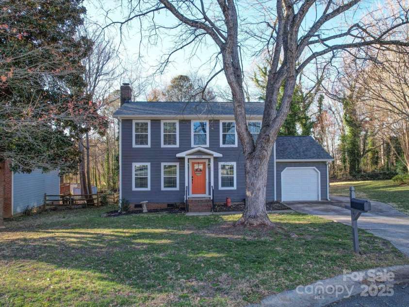 10929 Lassen Court, Charlotte, NC 28214.  MLS# CAR4226385, YatesRealty ID 1642. 