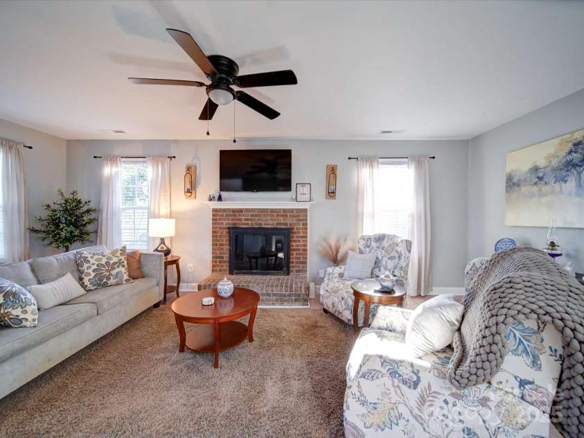10929 Lassen Court, Charlotte, NC 28214.  MLS# CAR4226385, YatesRealty ID 1642. 