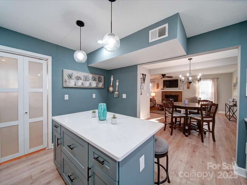 10929 Lassen Court, Charlotte, NC 28214.  MLS# CAR4226385, YatesRealty ID 1642. 