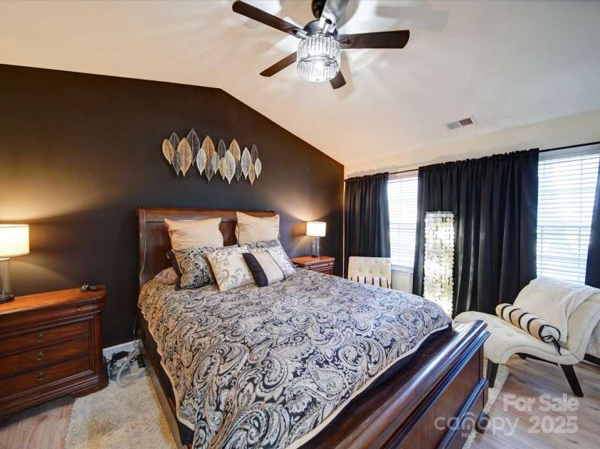 10929 Lassen Court, Charlotte, NC 28214.  MLS# CAR4226385, YatesRealty ID 1642. 