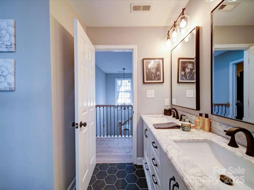 10929 Lassen Court, Charlotte, NC 28214.  MLS# CAR4226385, YatesRealty ID 1642. 