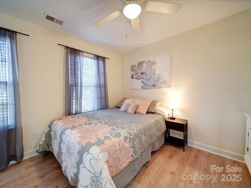 10929 Lassen Court, Charlotte, NC 28214.  MLS# CAR4226385, YatesRealty ID 1642. 