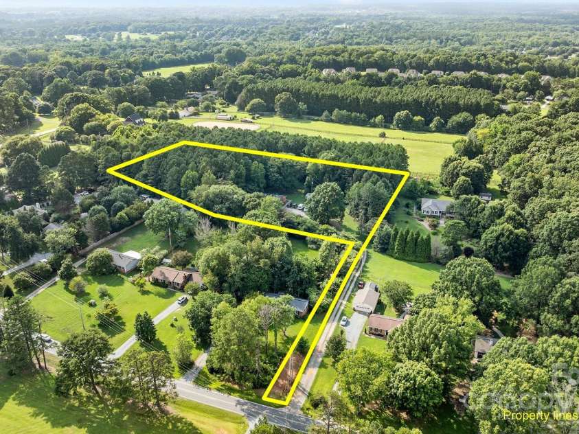 1108 Willoughby Road, Monroe, NC 28110.  MLS# CAR4275391, YatesRealty ID 1642. 