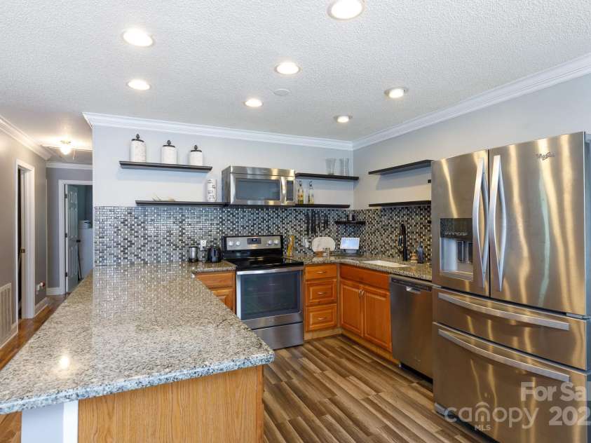 1197 Fincher Road, Fort Lawn, SC 29714.  MLS# CAR4265754, YatesRealty ID 16421. 