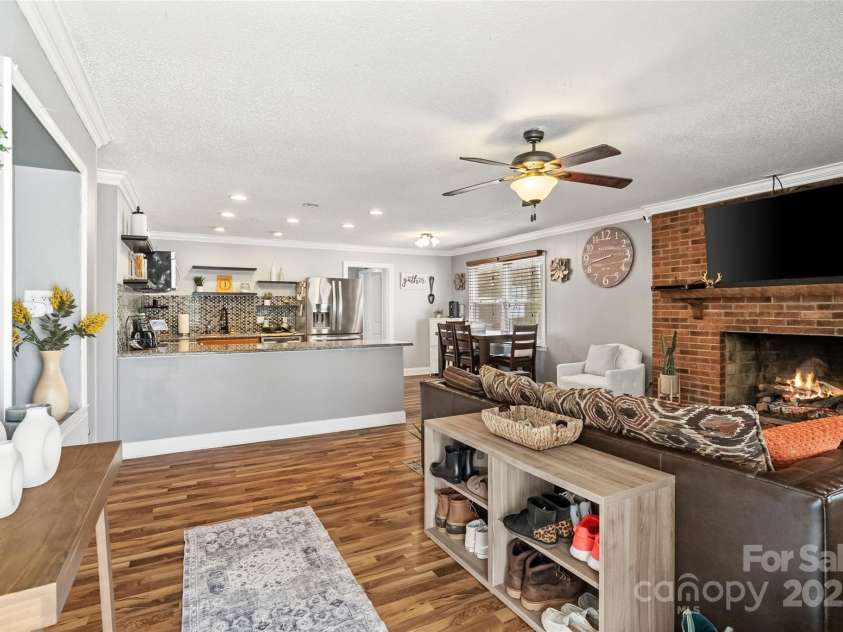 1197 Fincher Road, Fort Lawn, SC 29714.  MLS# CAR4265754, YatesRealty ID 16421. 