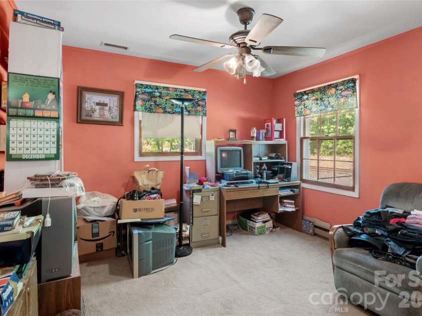 3700 Pleasant Garden Road, Greensboro, NC 27406.  MLS# CAR4374119, YatesRealty ID 16422. 