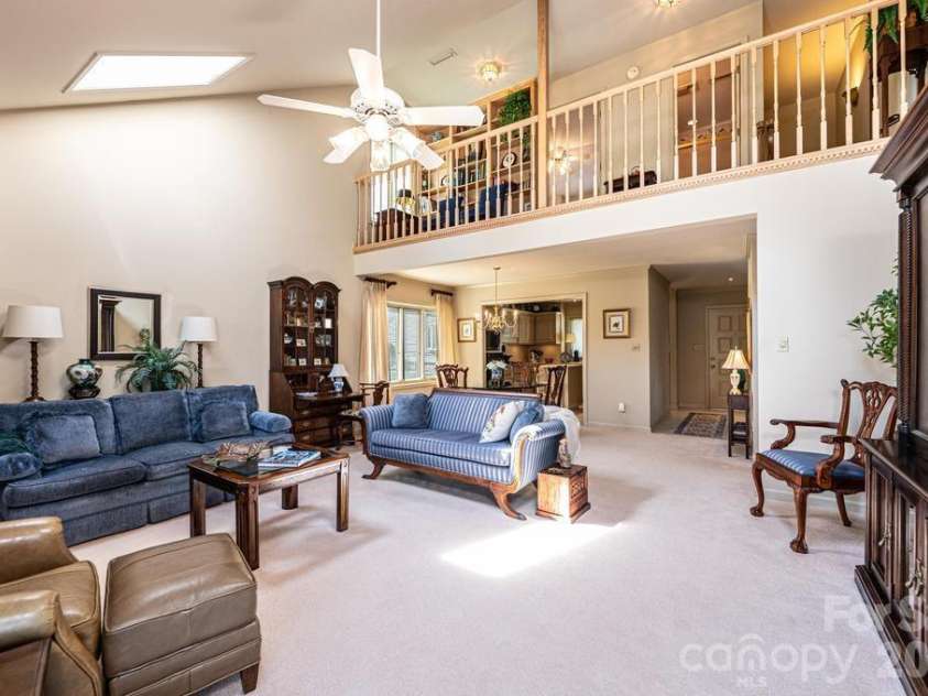 3725 Rock Bridge Drive, Conover, NC 28613.  MLS# CAR4368528, YatesRealty ID 16423. 