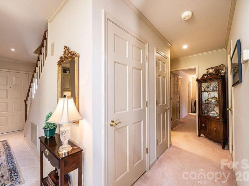 3725 Rock Bridge Drive, Conover, NC 28613.  MLS# CAR4368528, YatesRealty ID 16423. 