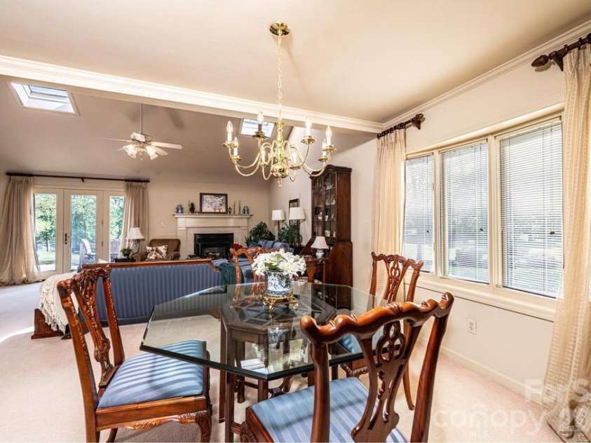 3725 Rock Bridge Drive, Conover, NC 28613.  MLS# CAR4368528, YatesRealty ID 16423. 