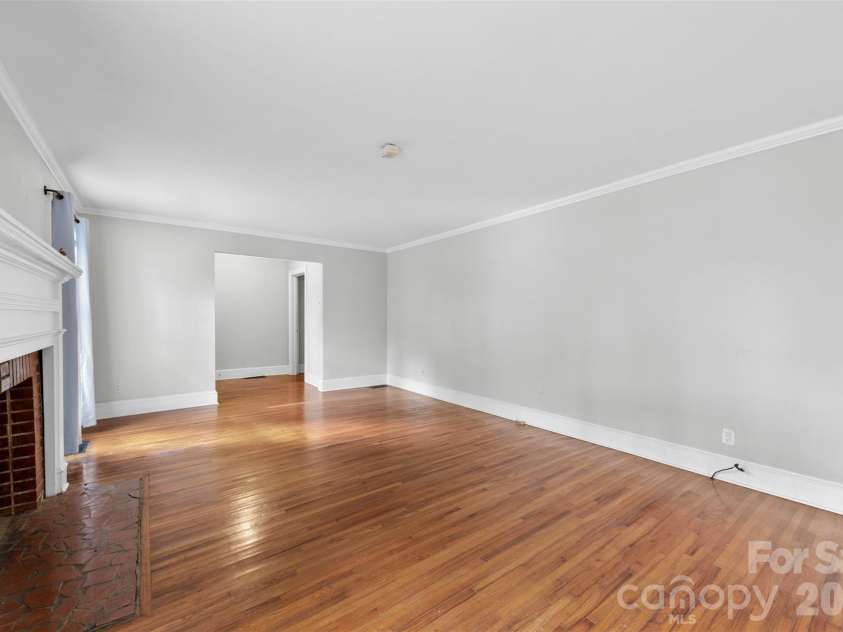 405 Belmont Mount Holly Road, Belmont, NC 28012.  MLS# CAR4324574, YatesRealty ID 16424. 