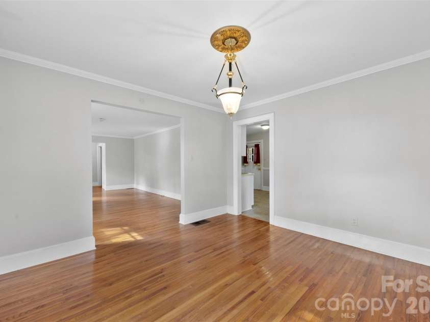 405 Belmont Mount Holly Road, Belmont, NC 28012.  MLS# CAR4324574, YatesRealty ID 16424. 