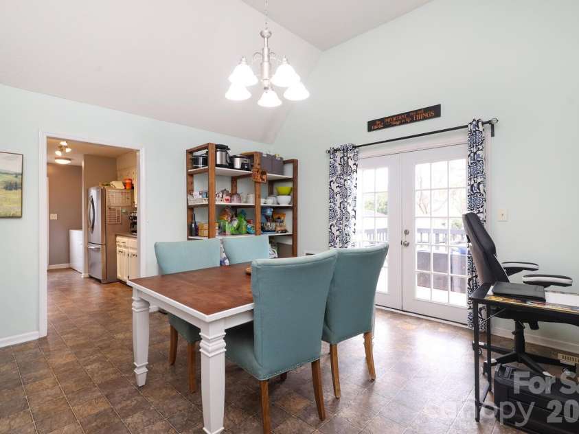 210 King George Lane, Gastonia, NC 28056.  MLS# CAR4336769, YatesRealty ID 16427. 