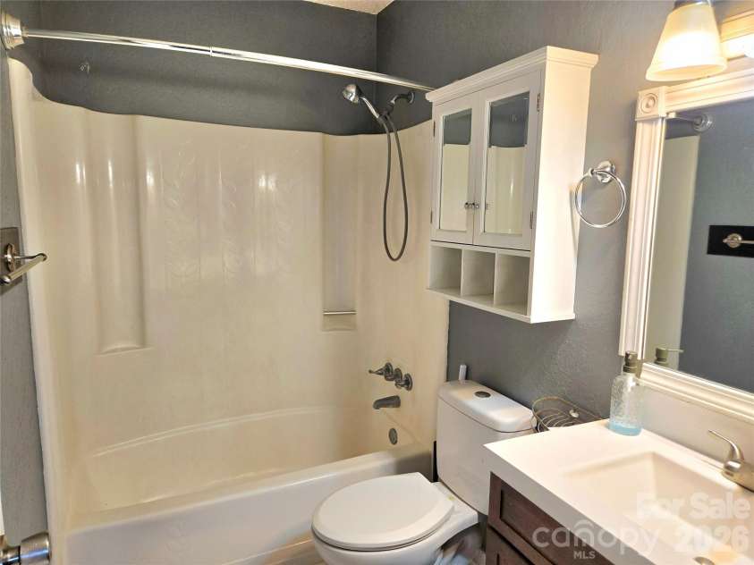 210 King George Lane, Gastonia, NC 28056.  MLS# CAR4336769, YatesRealty ID 16427. 