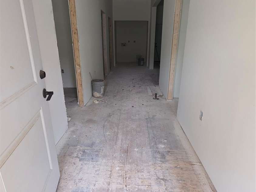 38 Holly Street, Great Falls, SC 29055.  MLS# CAR4265978, YatesRealty ID 16427. 