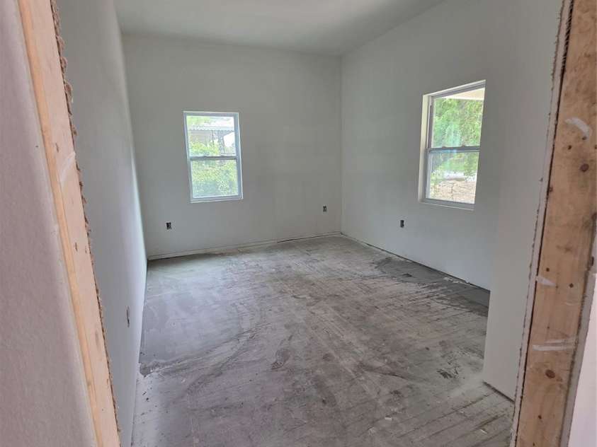 38 Holly Street, Great Falls, SC 29055.  MLS# CAR4265978, YatesRealty ID 16427. 