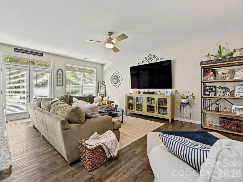 2704 Cregstone Way, Fort Mill, SC 29715.  MLS# CAR4362917, YatesRealty ID 16428. 