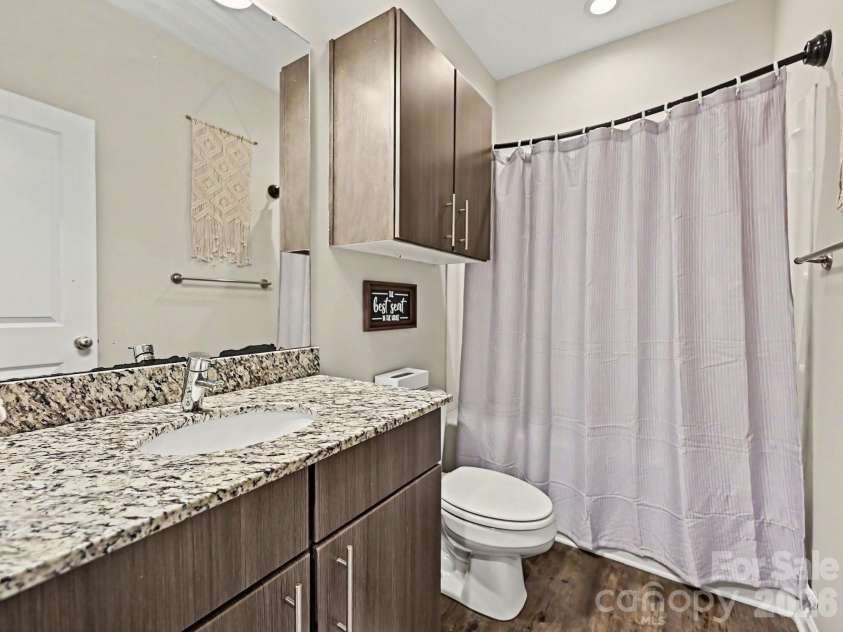 2704 Cregstone Way, Fort Mill, SC 29715.  MLS# CAR4362917, YatesRealty ID 16428. Full Bath