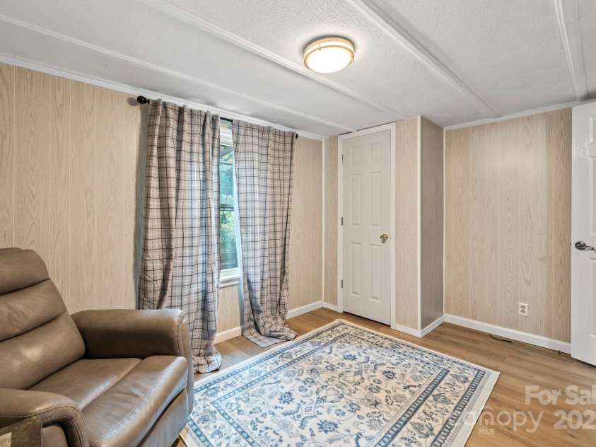 12 Timbers Edge Lane, Fairview, NC 28730.  MLS# CAR4306655, YatesRealty ID 1643. 