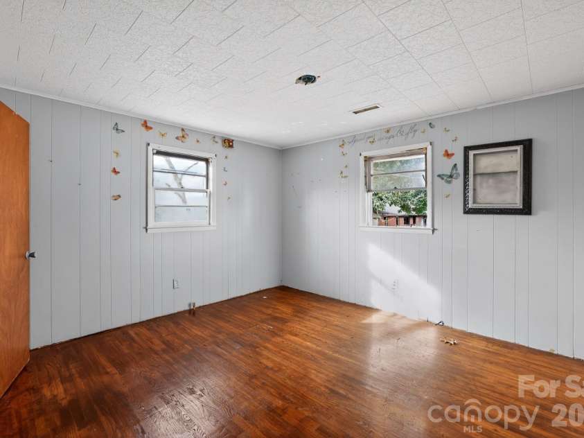 167 Short Road, Ellenboro, NC 28040.  MLS# CAR4355033, YatesRealty ID 16430. 