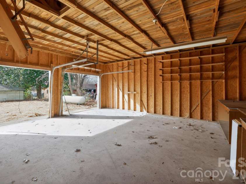 167 Short Road, Ellenboro, NC 28040.  MLS# CAR4355033, YatesRealty ID 16430. 