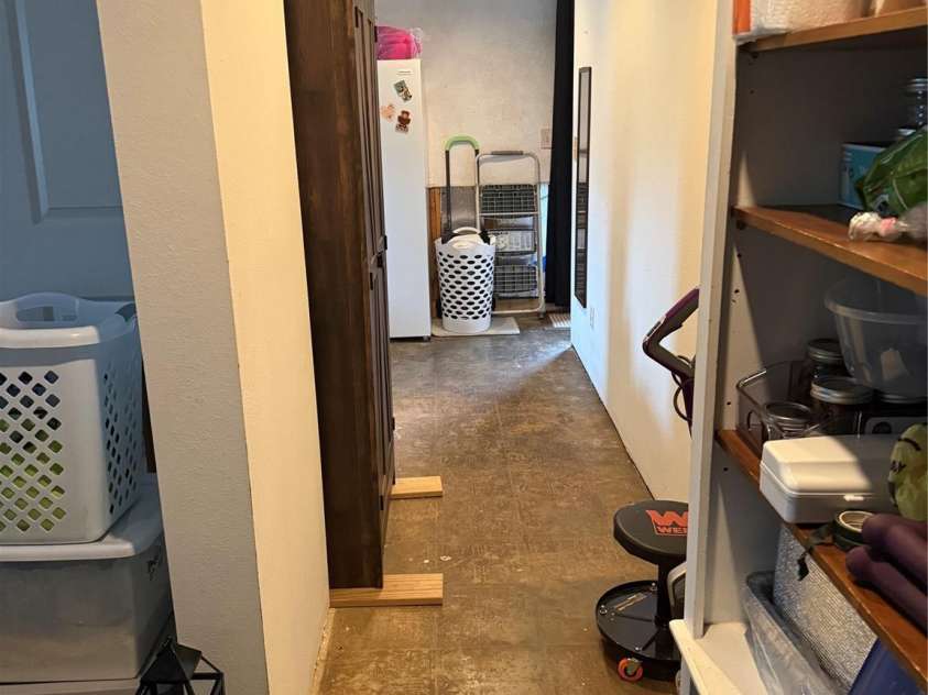 1895 Sandy Circle, Newton, NC 28658.  MLS# CAR4265994, YatesRealty ID 16430. 