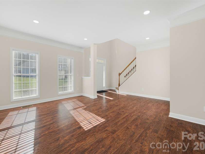 2912 Tallard Lane, Charlotte, NC 28270.  MLS# CAR4336197, YatesRealty ID 16432. Beautiful LVP Throughout! 