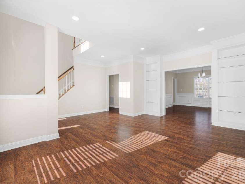 2912 Tallard Lane, Charlotte, NC 28270.  MLS# CAR4336197, YatesRealty ID 16432. Fresh Paint Throughout