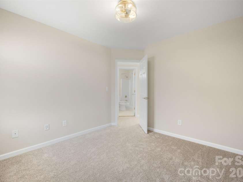 2912 Tallard Lane, Charlotte, NC 28270.  MLS# CAR4336197, YatesRealty ID 16432. Large Secondary Bedrooms