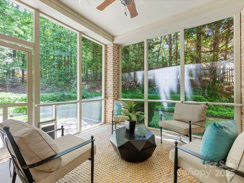 3825 Mountain Cove Drive, Charlotte, NC 28216.  MLS# CAR4254771, YatesRealty ID 16432. Downstairs bedroom