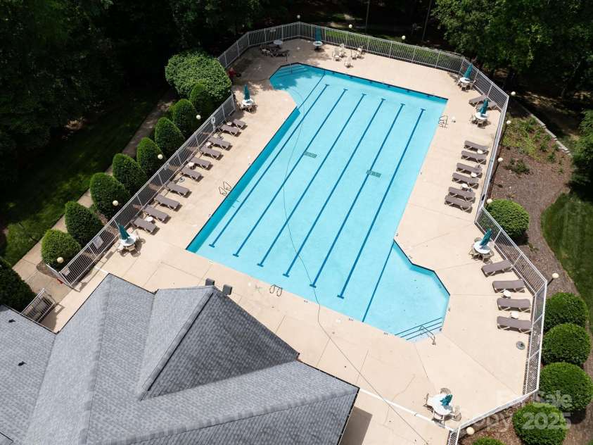 3825 Mountain Cove Drive, Charlotte, NC 28216.  MLS# CAR4254771, YatesRealty ID 16432. Entrance