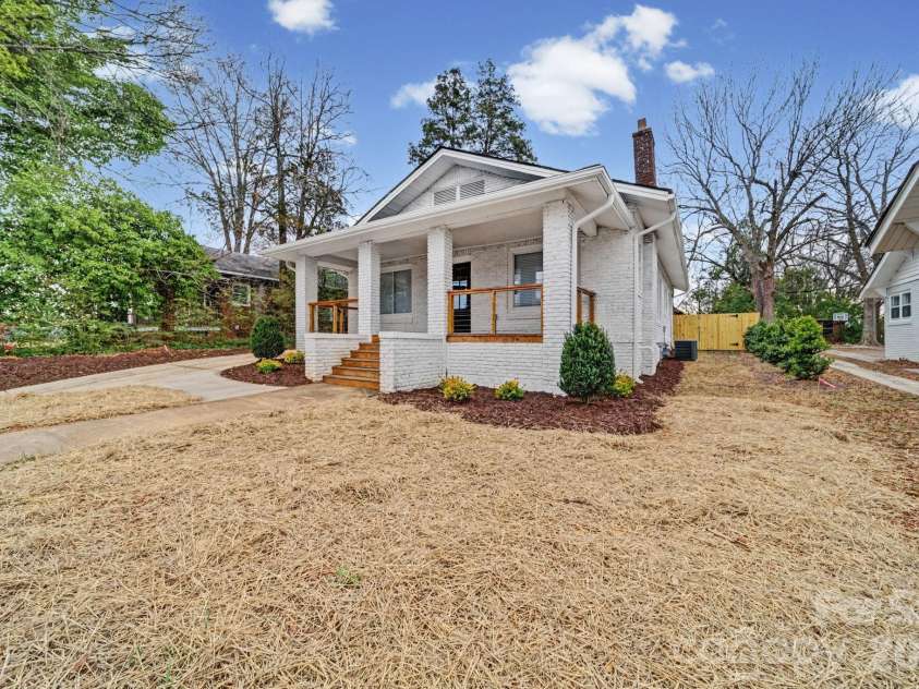1132 Main Street, Albemarle, NC 28001.  MLS# CAR4350387, YatesRealty ID 16434. 