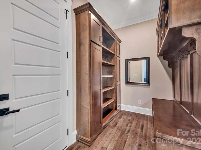 1622 Hunters Place Road, York, SC 29745.  MLS# CAR4317983, YatesRealty ID 16436. Drop Zone with built ins