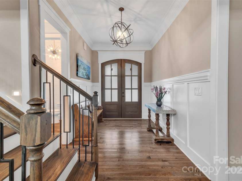 1622 Hunters Place Road, York, SC 29745.  MLS# CAR4317983, YatesRealty ID 16436. Foyer