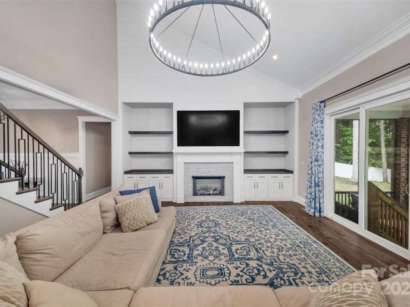 1622 Hunters Place Road, York, SC 29745.  MLS# CAR4317983, YatesRealty ID 16436. Great Room